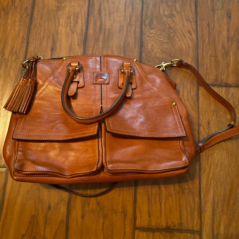 Dooney and Bourke handbag